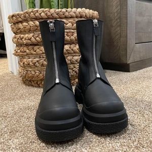 Stuart Weitzman Booties